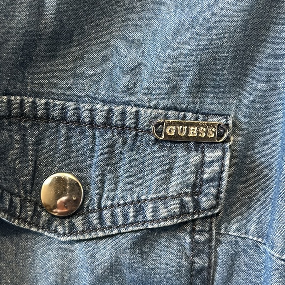 Guess Jean shirt, SZ SM - Picture 2 of 4